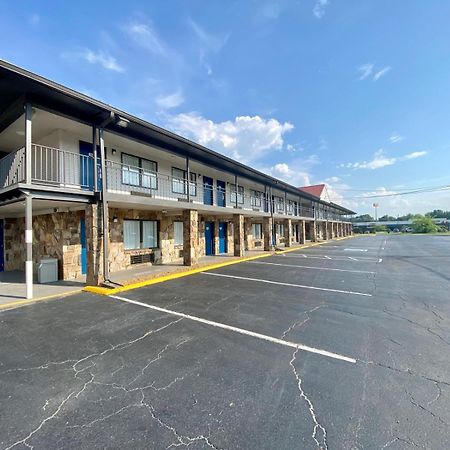 Motel 6 Manchester Tn Exterior photo