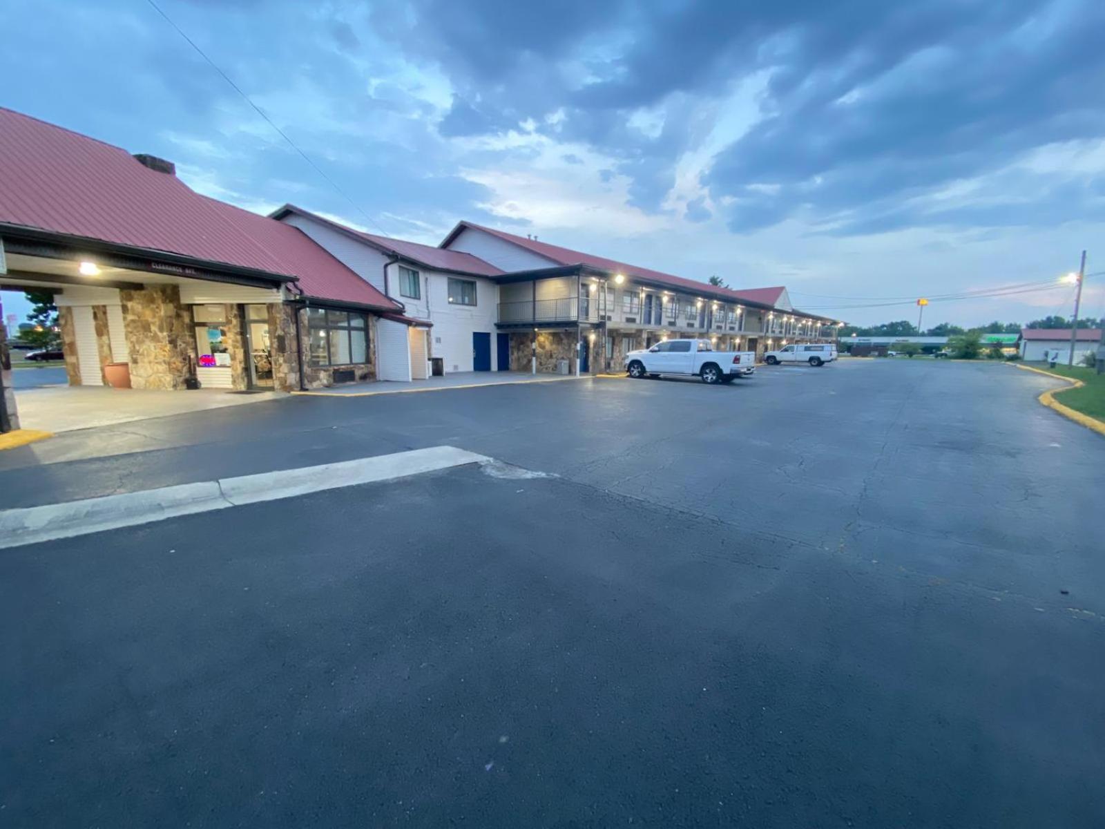 Motel 6 Manchester Tn Exterior photo